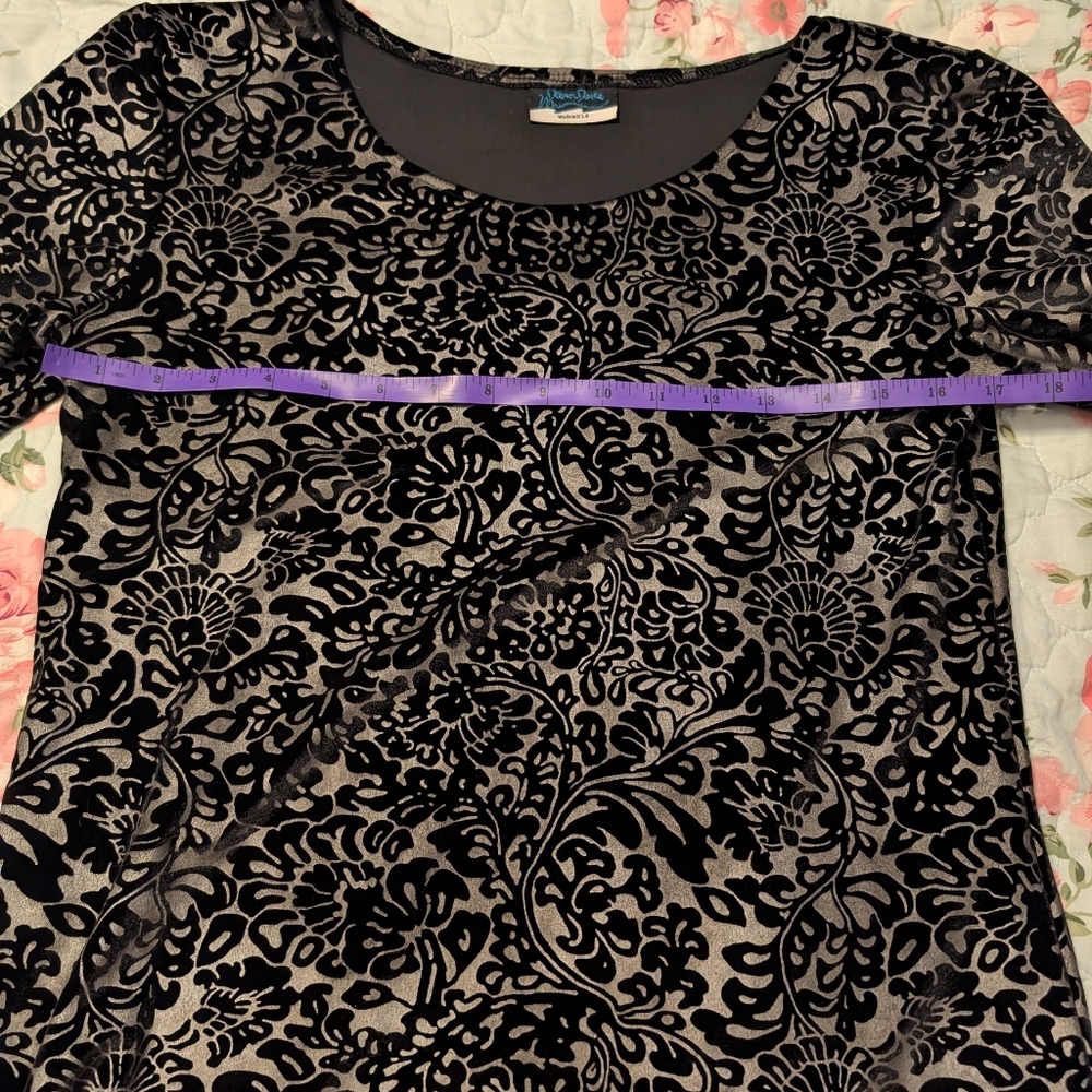 Black And Silver Patterned Two-Piece Set - image 4